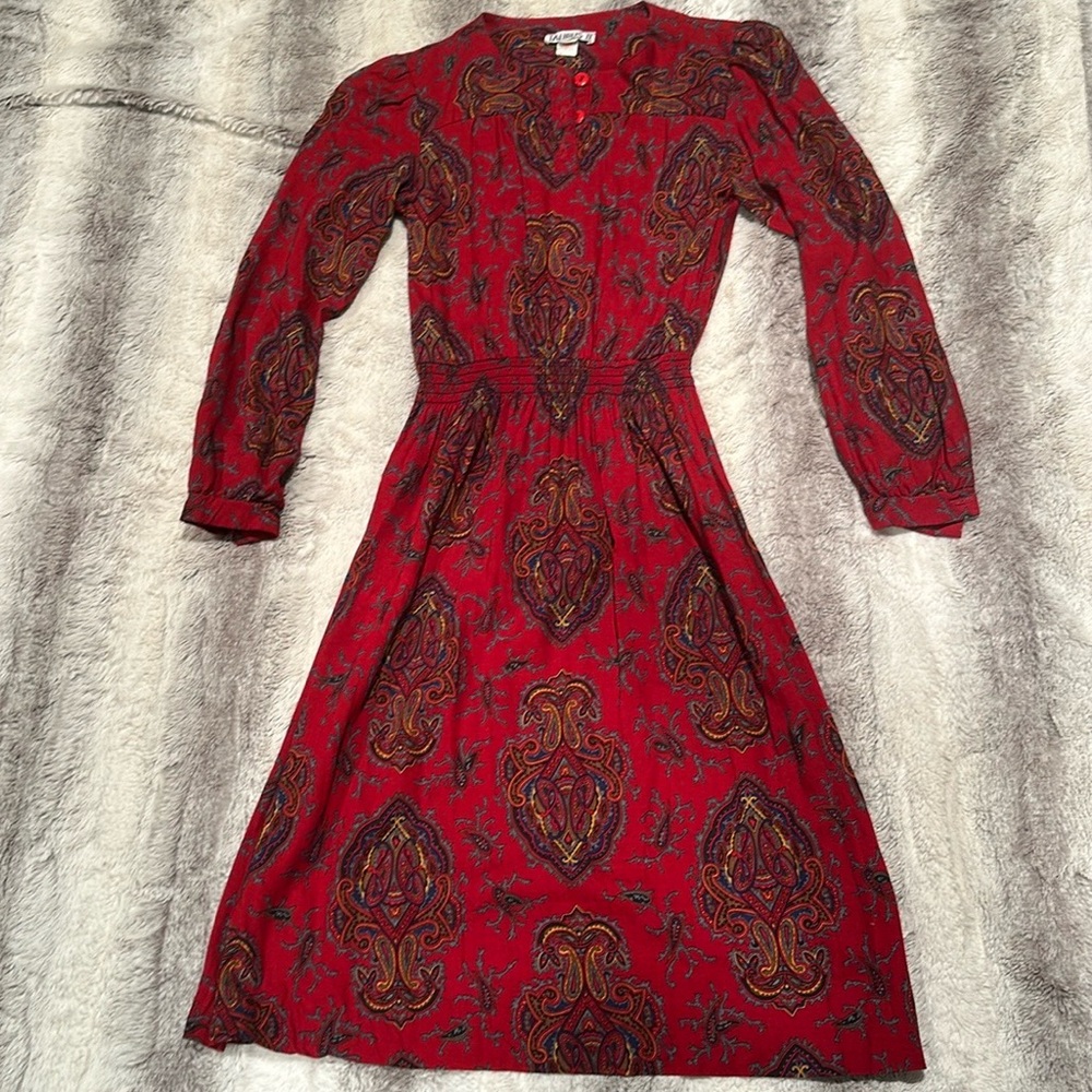 Vintage dress Taurus II